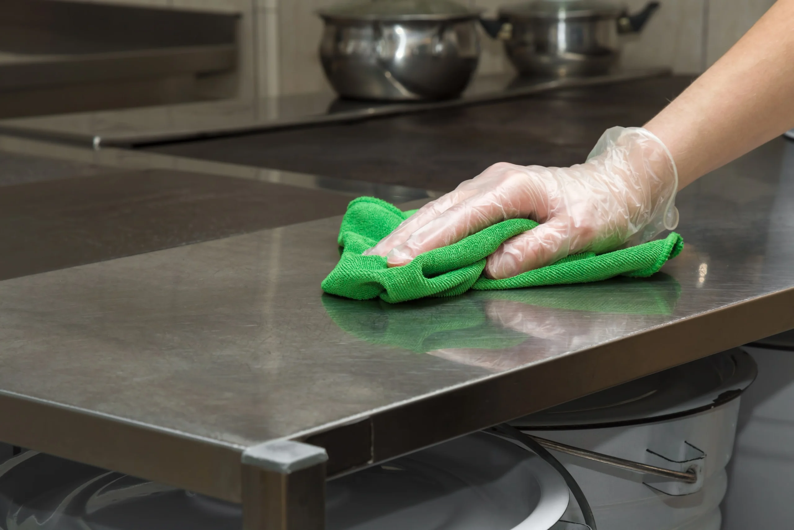 commercial kitchen worktop cleaning
