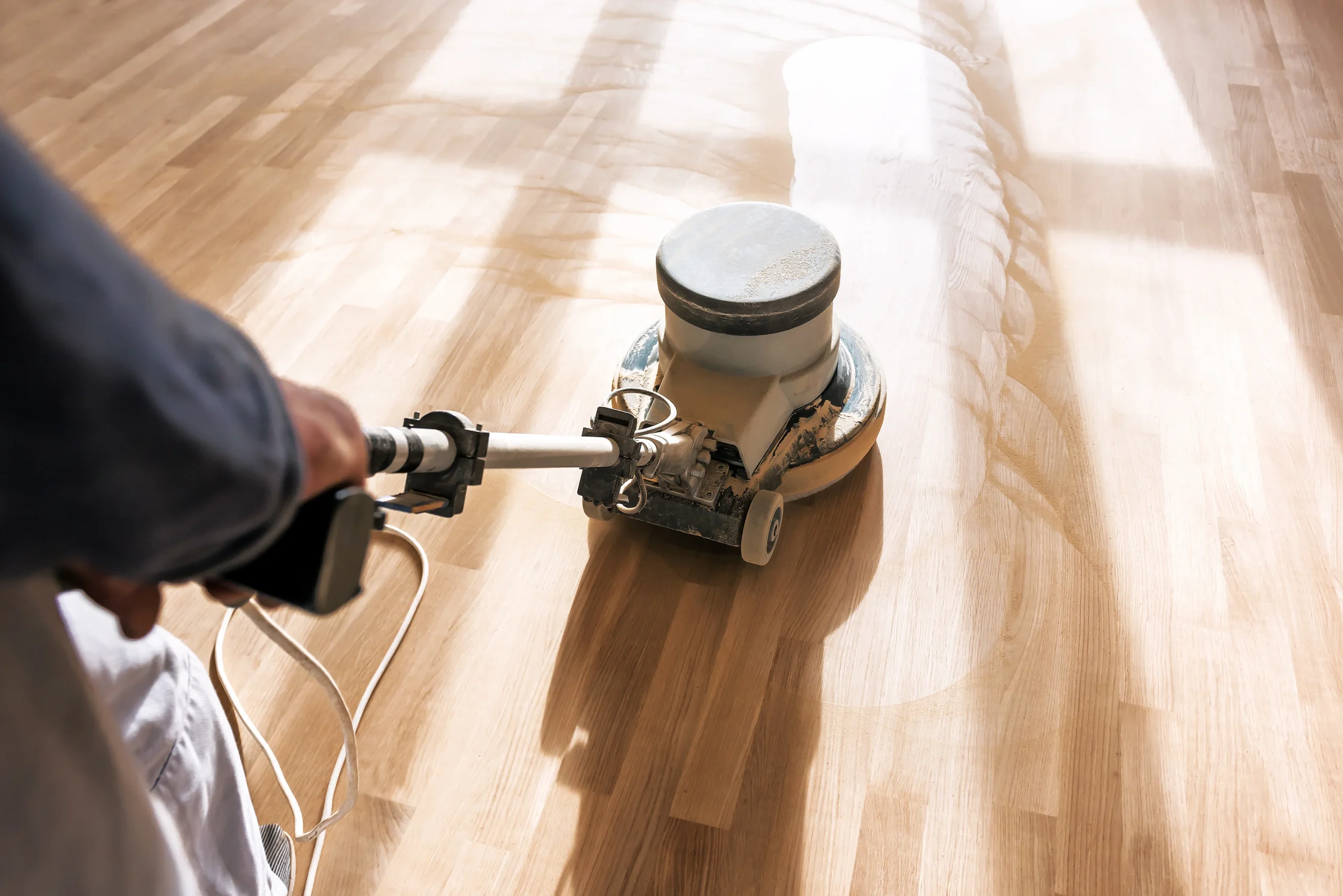 wooden floor polishing