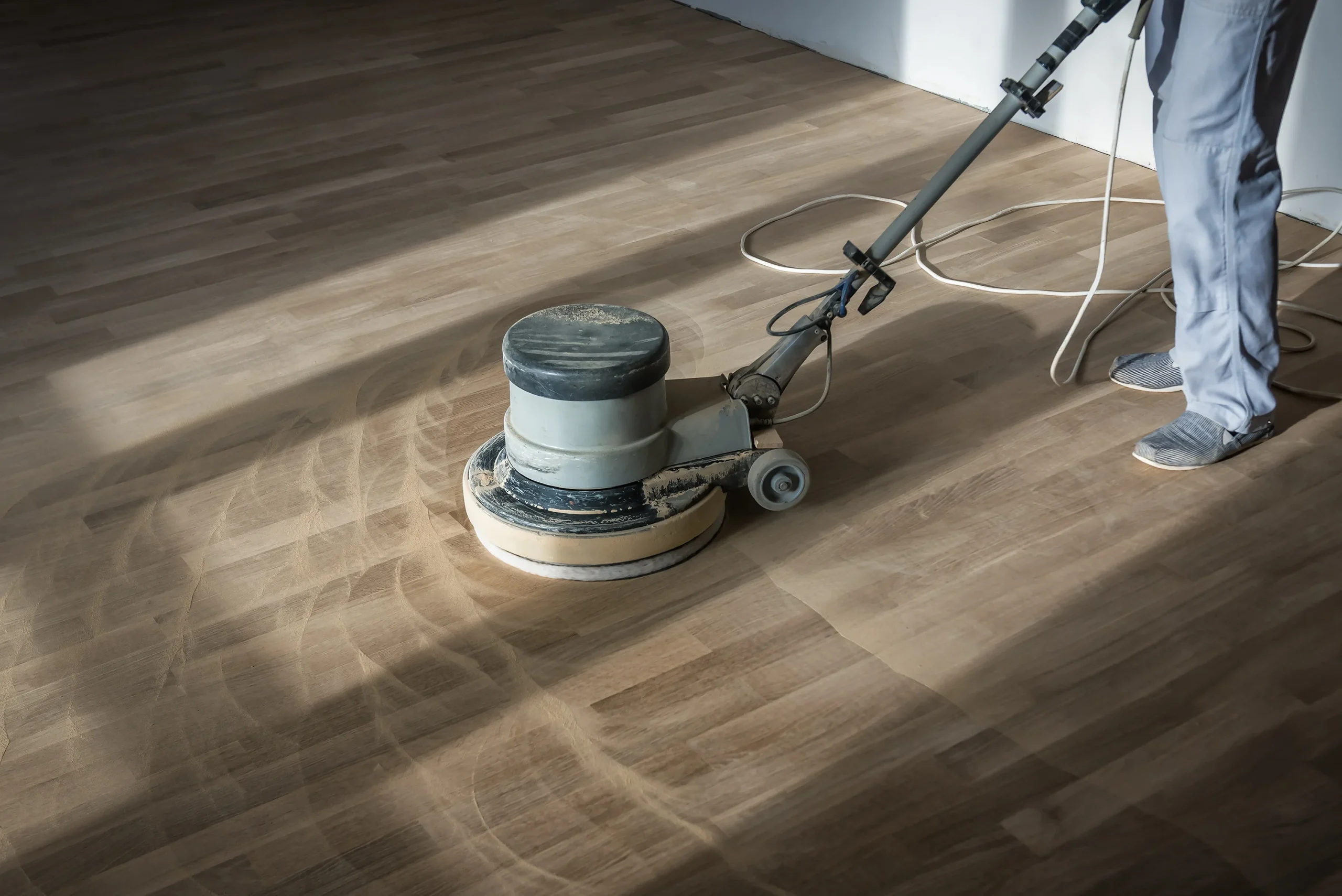 wooden floor polishing